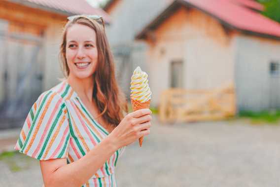 Dairy shop at Cabane à sucre Côte-à-Joly